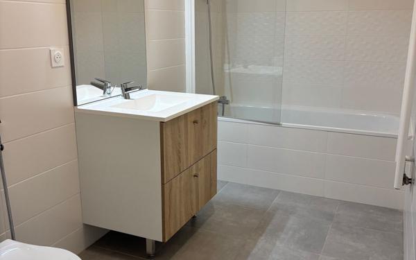Appartement à louer    5 pièces • 110,80 m2 Bordeaux