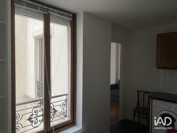Location appartement 1 pièce 25 m² Paris 18