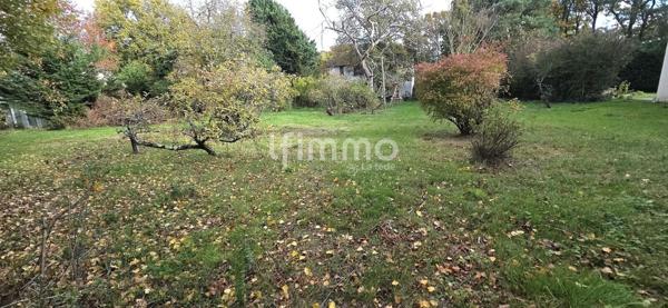 Maison en lotissement à Bois le Roi à rénover entièrement!