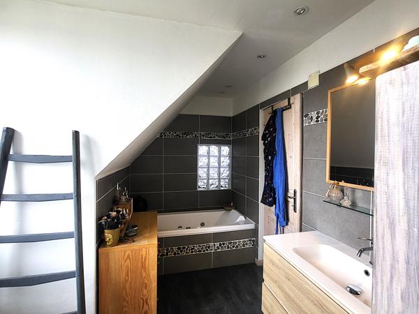 Maison 6 pièces - 161 m²