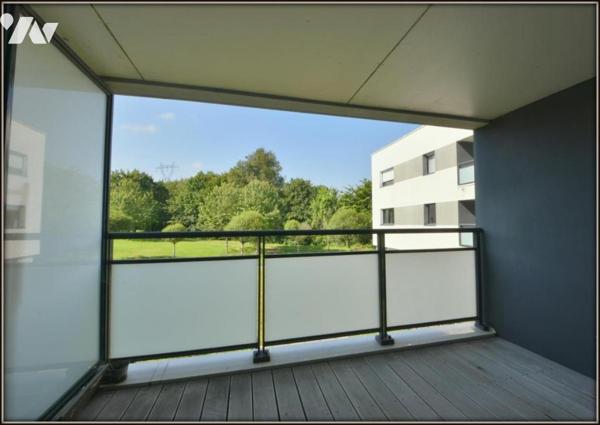 APPARTEMENT T3 AVEC ASCENSEUR GARAGE ET LOGGIA LE RHEU