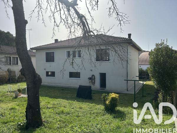 Maison à vendre 8 pièces 108 m² Montmoreau
