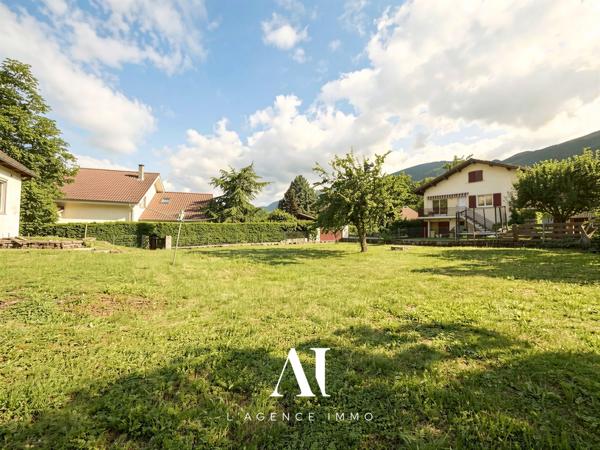 Terrain Constructible Plat Construction Possible Maison Individuelle 96m² Crozet 01170