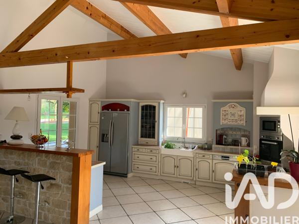 Maison à vendre 10 pièces 337 m² Tonnay-Charente