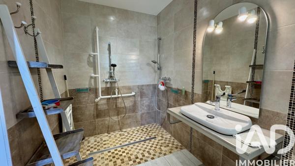 Maison à vendre 10 pièces 337 m² Tonnay-Charente