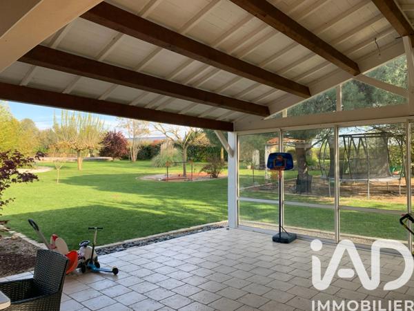 Maison à vendre 10 pièces 337 m² Tonnay-Charente