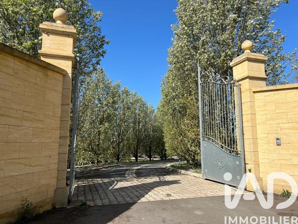 Maison à vendre 10 pièces 337 m² Tonnay-Charente