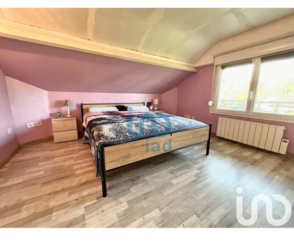 House for sale 4 rooms 90 m² Courgivaux