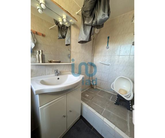 House for sale 4 rooms 90 m² Courgivaux