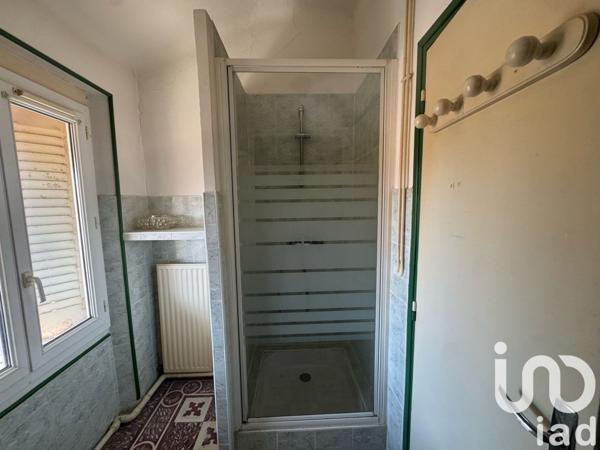Appartement 3 pièces de 64 m² à Alès (30100)