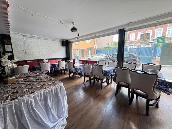 Immobilier Pro Local commercial à Lille - Réf. ml5899k