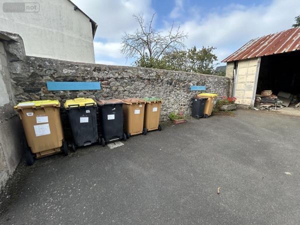 Immeuble à vendre à Yffiniac dans les Côtes-d'Armor (22120), ref : 22007-777