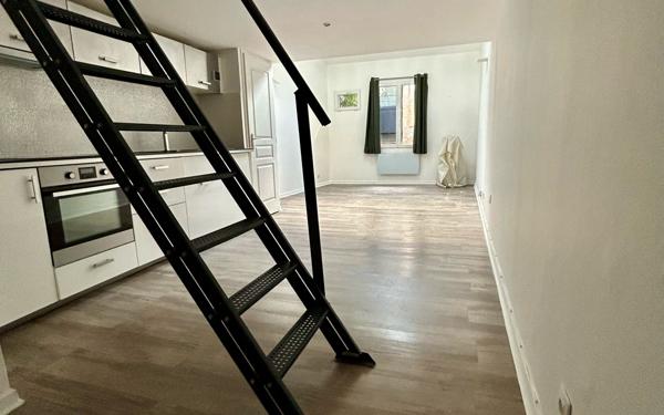 Appartement à vendre    2 pièces • 41,66 m2 Bordeaux