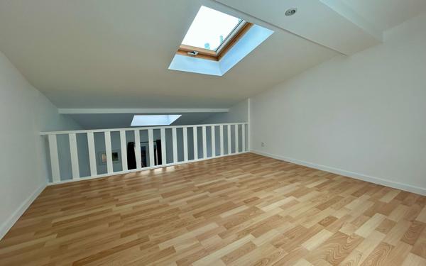 Appartement à vendre    2 pièces • 41,66 m2 Bordeaux