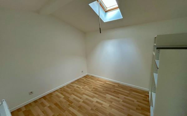 Appartement à vendre    2 pièces • 41,66 m2 Bordeaux