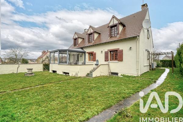 Maison à vendre 9 pièces 182 m² L'Isle-Adam