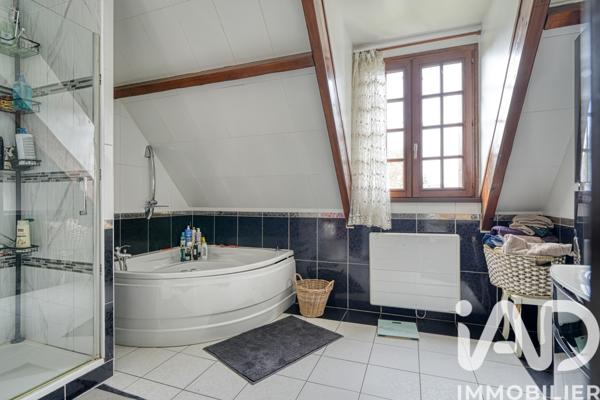 Maison à vendre 9 pièces 182 m² L'Isle-Adam