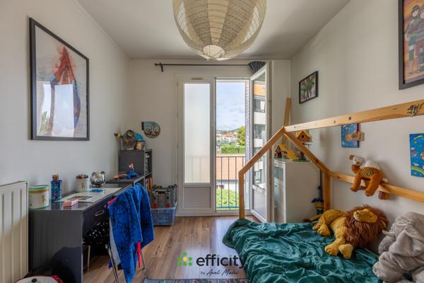 Appartement
         3 pièces
        - 57 m² Exclusivité 139 000 € *
