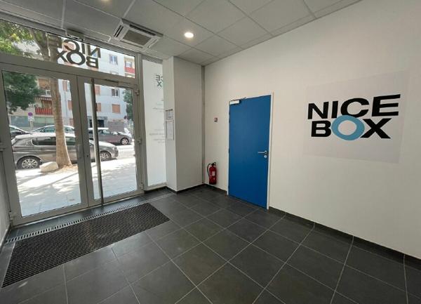 Stationnement à louer  •  Nice