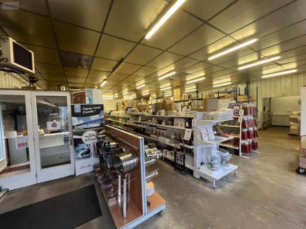 Entrepôt et bureaux à louer à Dunkerque dans le Nord (59240), ref : V12356