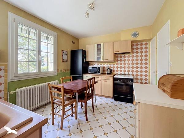 Maison 265 500 € Saint-Avertin 6 p 114 m² DPE D