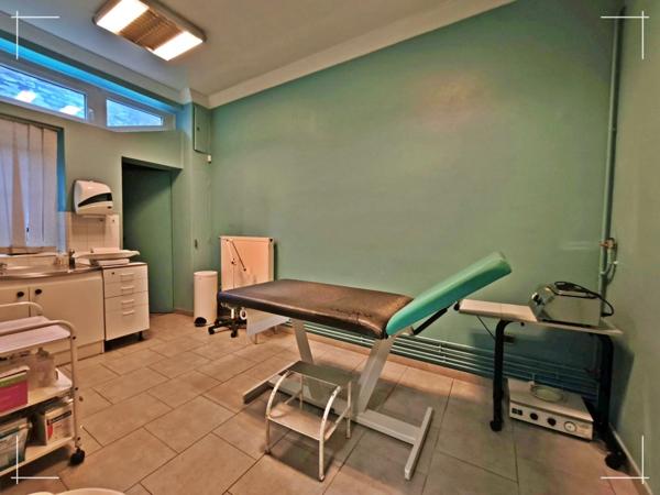 Ensemble immobilier: 1 local + 1 appartement à vendre 7 pièces FOURMIES (59)