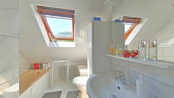 Maison - 5 pièces - 92 m²