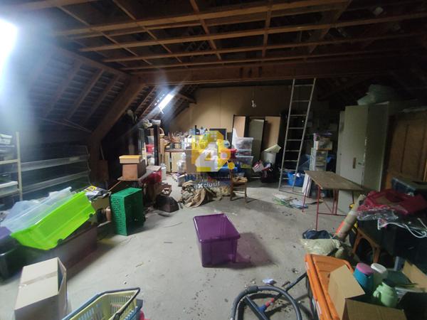 Maison - 8 pièces - 176 m²