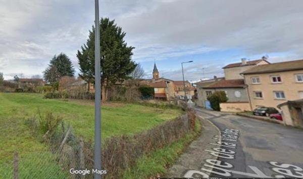 Dpt Rhône (69), à vendre Terrain Constructible, 1042m², LES OLMES 69490