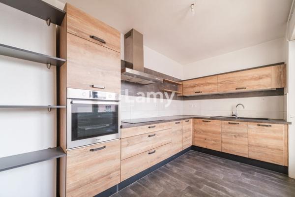 F4 avec parking quartier sud