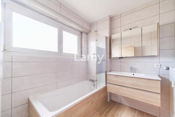 F4 avec parking quartier sud