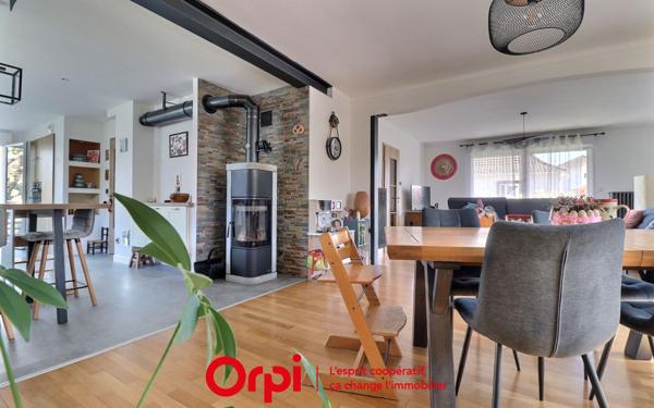 Maison à vendre    7 pièces • 162 m2 Erstein