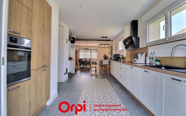 Maison à vendre    7 pièces • 162 m2 Erstein