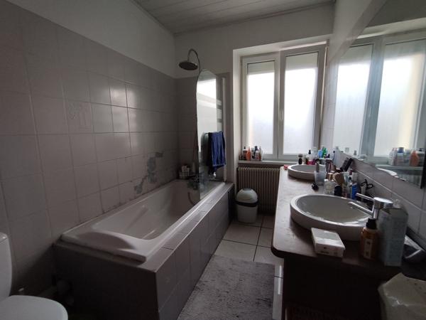 Maison - 5 pièces - 102 m²