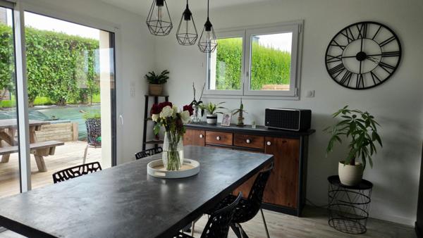 Maison lumineuse à vendre à Roscoff – 126 m², proche mer et port de plaisance