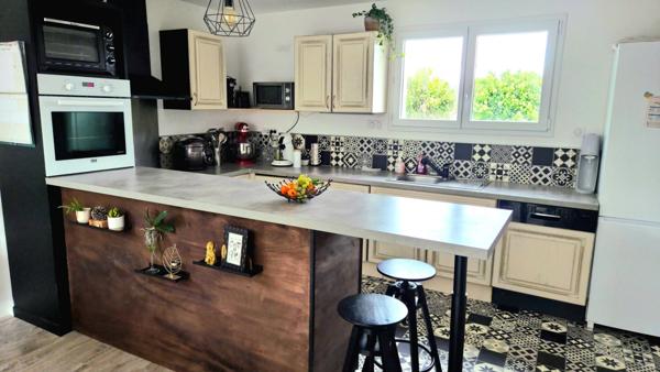 Maison lumineuse à vendre à Roscoff – 126 m², proche mer et port de plaisance