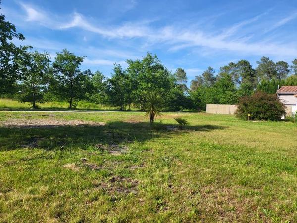 Terrain à vendre |  Lugos |  628 m²