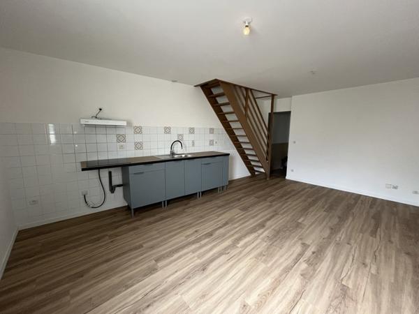 Appartement à louer |  ST MEDARD DE GUIZIERES |  3 pièces | 48 m²