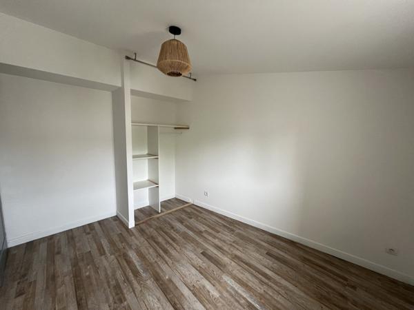 Appartement à louer |  ST MEDARD DE GUIZIERES |  3 pièces | 48 m²