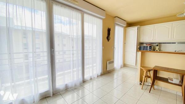  À VENDRE – Superbe appartement T4 lumineux à Locminé avec ascenseur, balcon & garage !