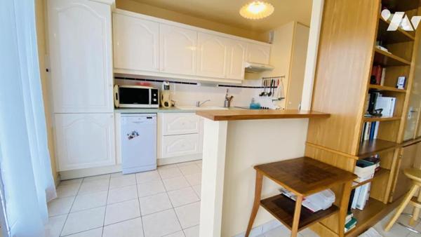  À VENDRE – Superbe appartement T4 lumineux à Locminé avec ascenseur, balcon & garage !