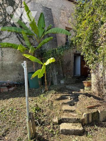 COEUR DU VILLAGE DE SOS, ANCIENNE MAISON BOURGEOISE AVEC JARDIN