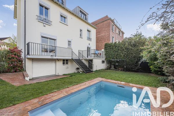 Maison à vendre 8 pièces 240 m² Nanterre