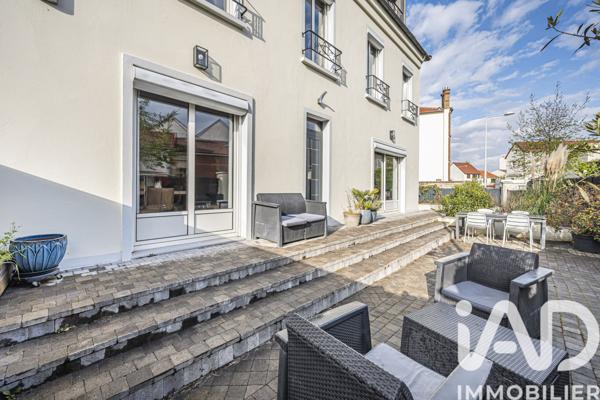 Maison à vendre 8 pièces 240 m² Nanterre