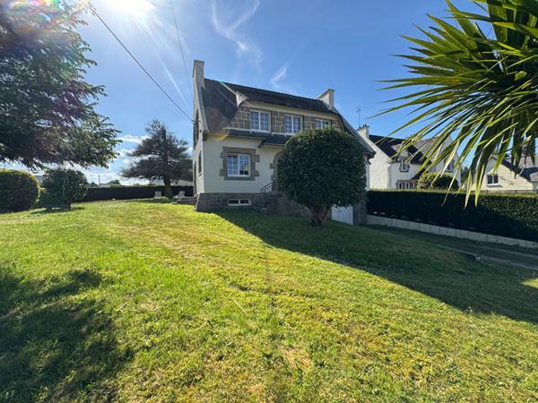 A VENDRE Maison Landivisiau 6 pièces 131 m2