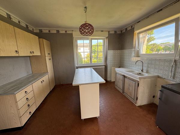 A VENDRE Maison Landivisiau 6 pièces 131 m2