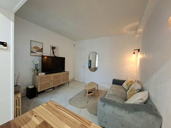 Charmante maison de ville - Trois chambres - Gare sud