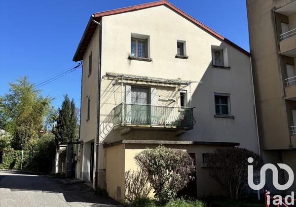 Maison 6 pièces de 95 m² à Vals-les-Bains (07600)