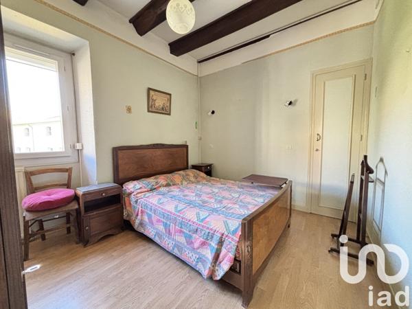 Maison 6 pièces de 95 m² à Vals-les-Bains (07600)