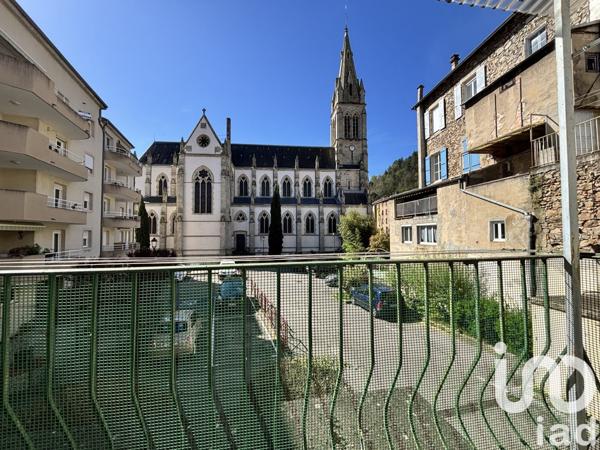 Maison 6 pièces de 95 m² à Vals-les-Bains (07600)